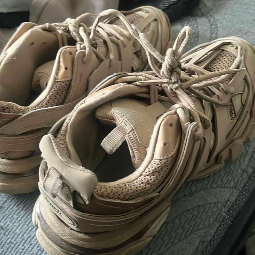 (Used) Balenciga track 45 EU (FREE SHIPPING)